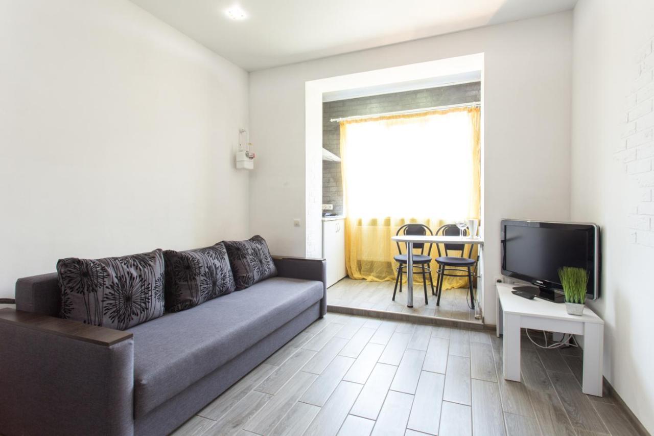 Well Located Studio - Yaroslavska Str. 21 Carcóvia Exterior foto