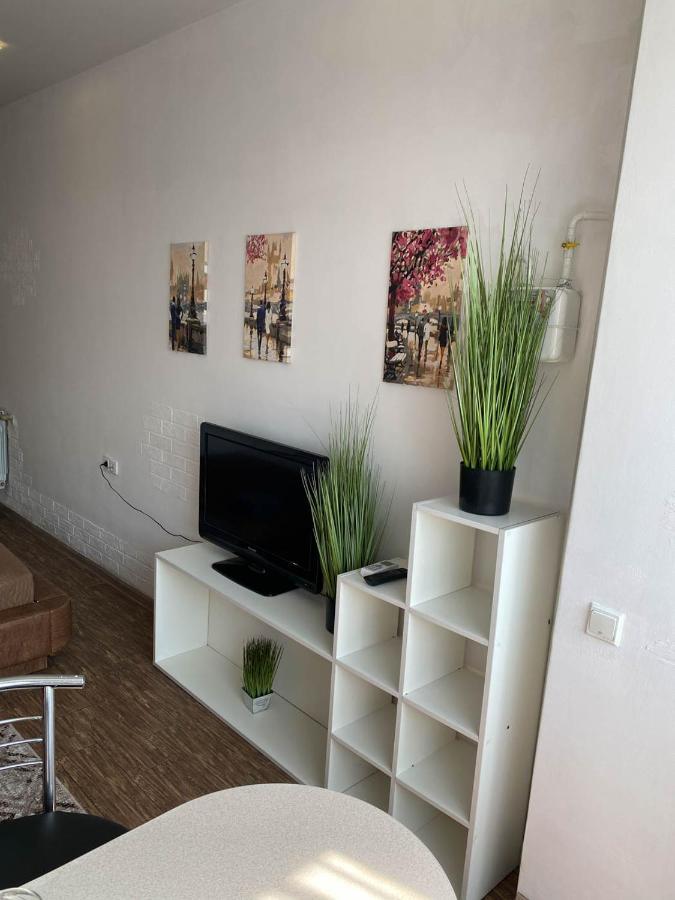 Well Located Studio - Yaroslavska Str. 21 Carcóvia Exterior foto